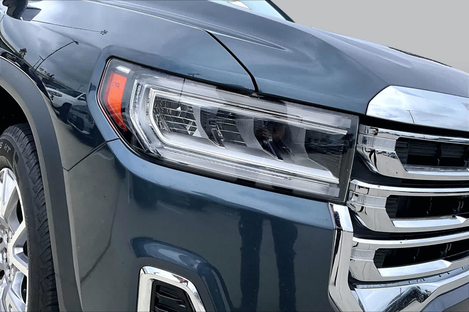 Used 2020 GMC Acadia SLT FWD image 24