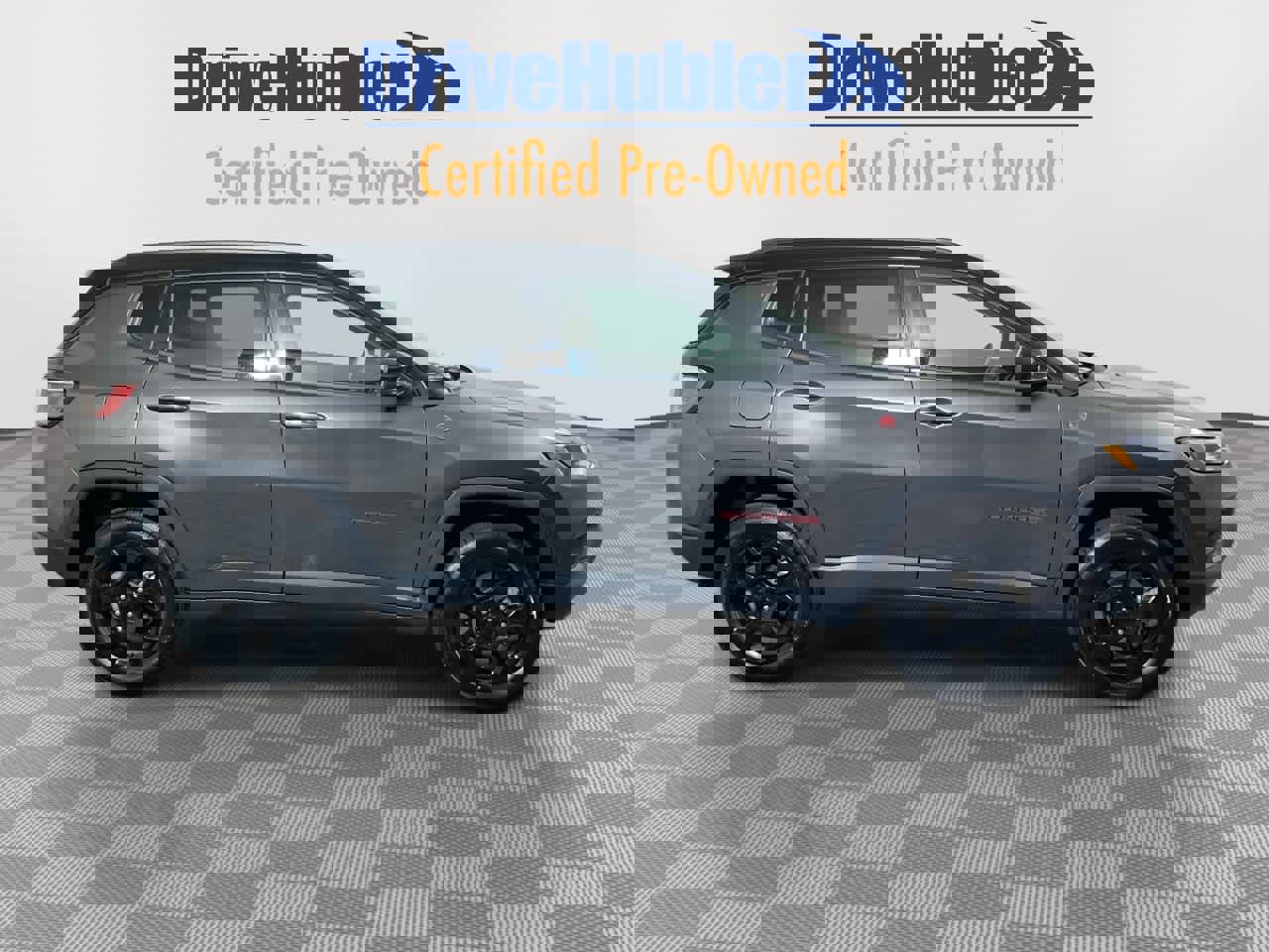 Used 2023 Jeep Compass Trailhawk image 9