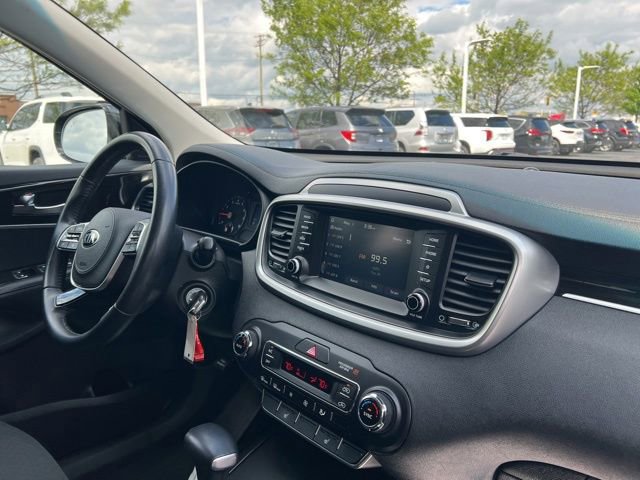 Certified 2020 Kia Sorento LX w/ LX I4 Convenience Package FWD image 32