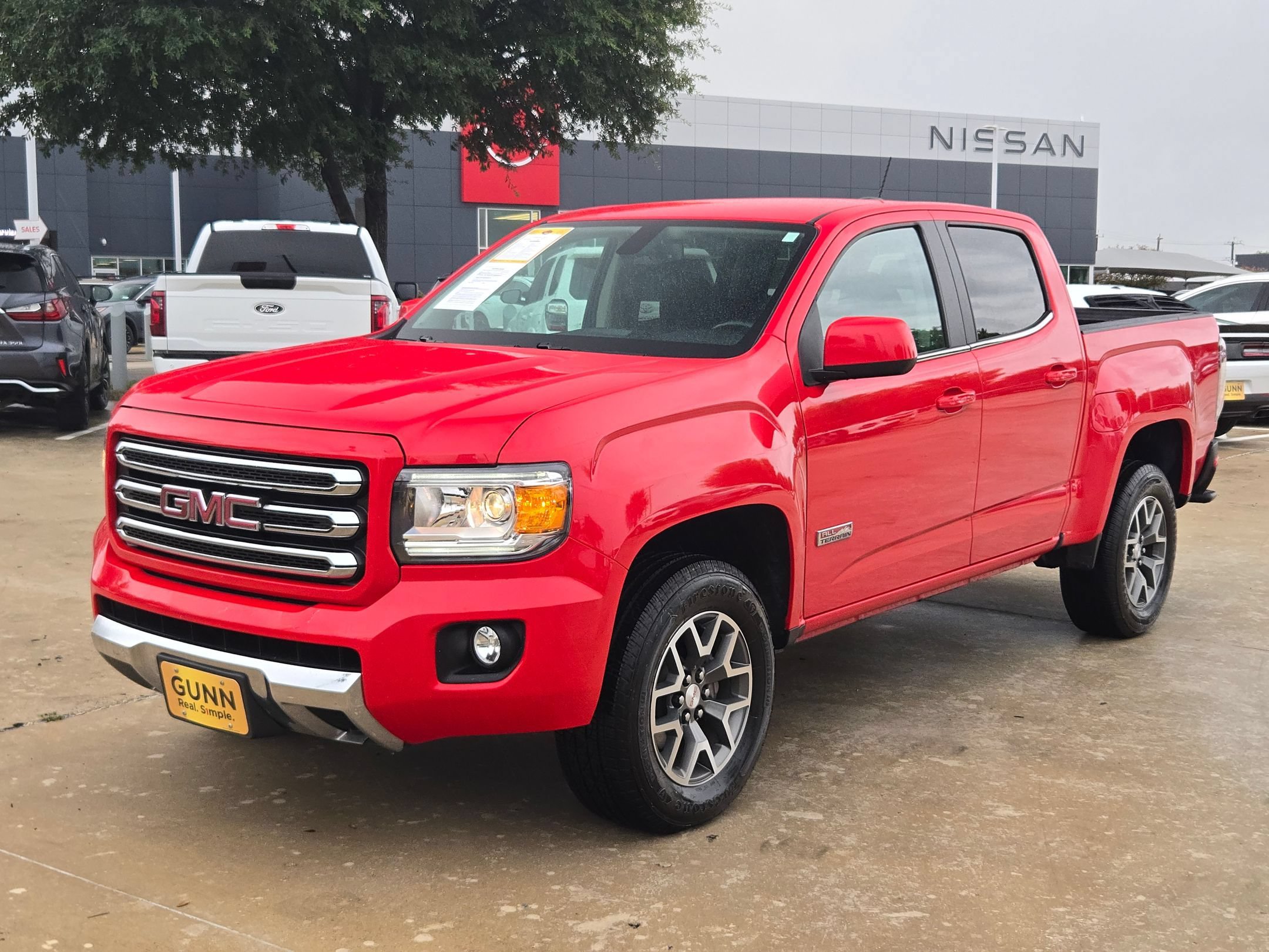 Used 2016 GMC Canyon SLE w/ All Terrain Package AWD/4WD image 7