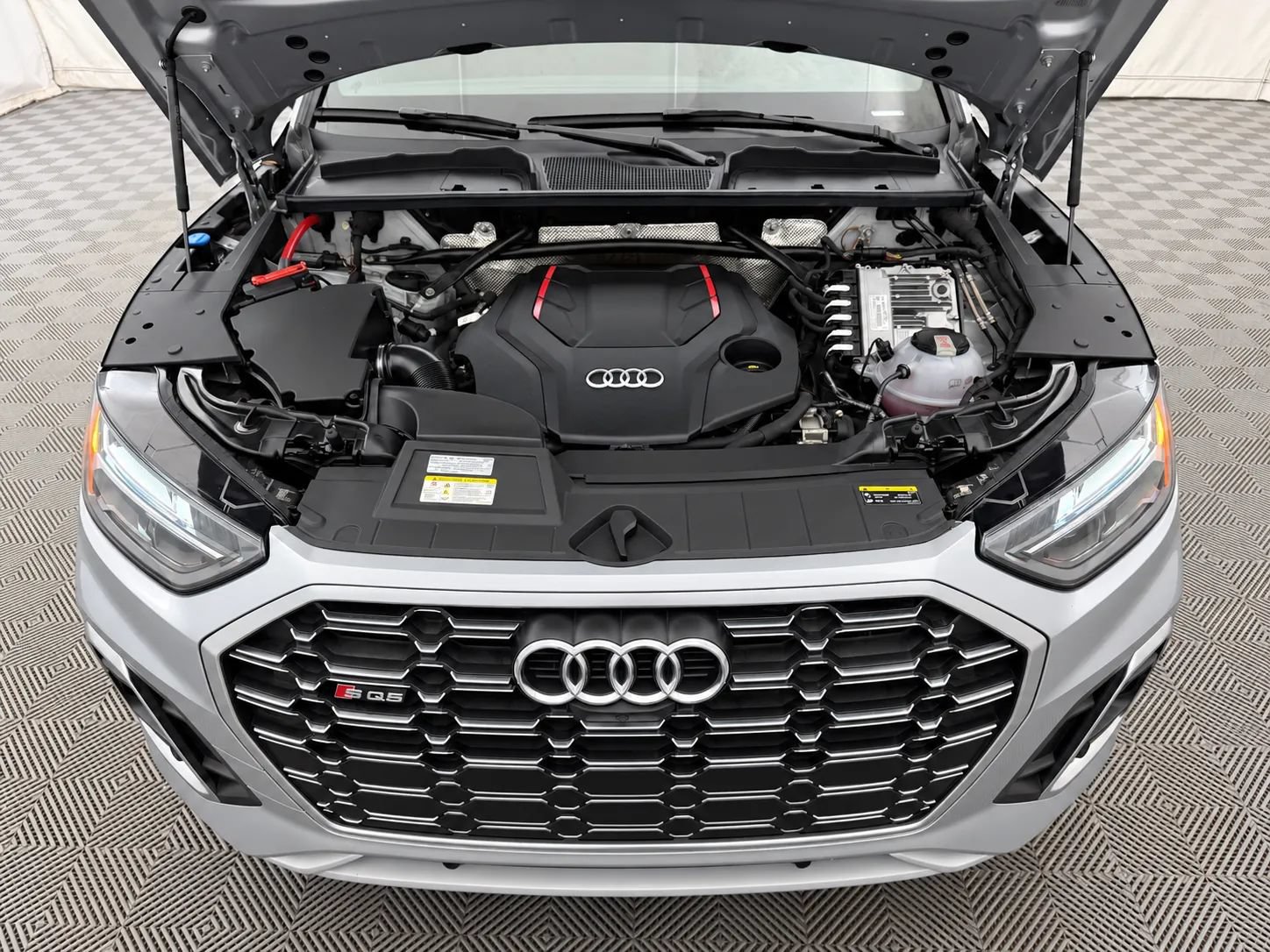Used 2023 Audi SQ5 Premium Plus w/ Premium Plus Package AWD/4WD image 44