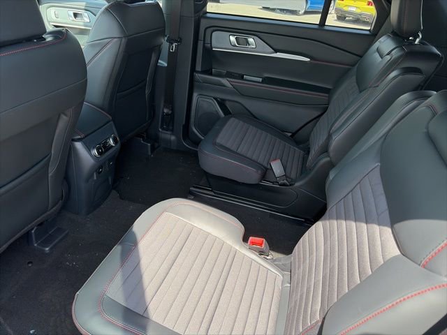 New 2026 Ford Explorer ST-Line AWD/4WD image 11