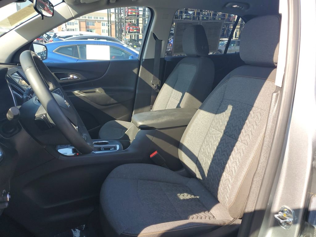 Used 2024 Chevrolet Equinox LT image 18