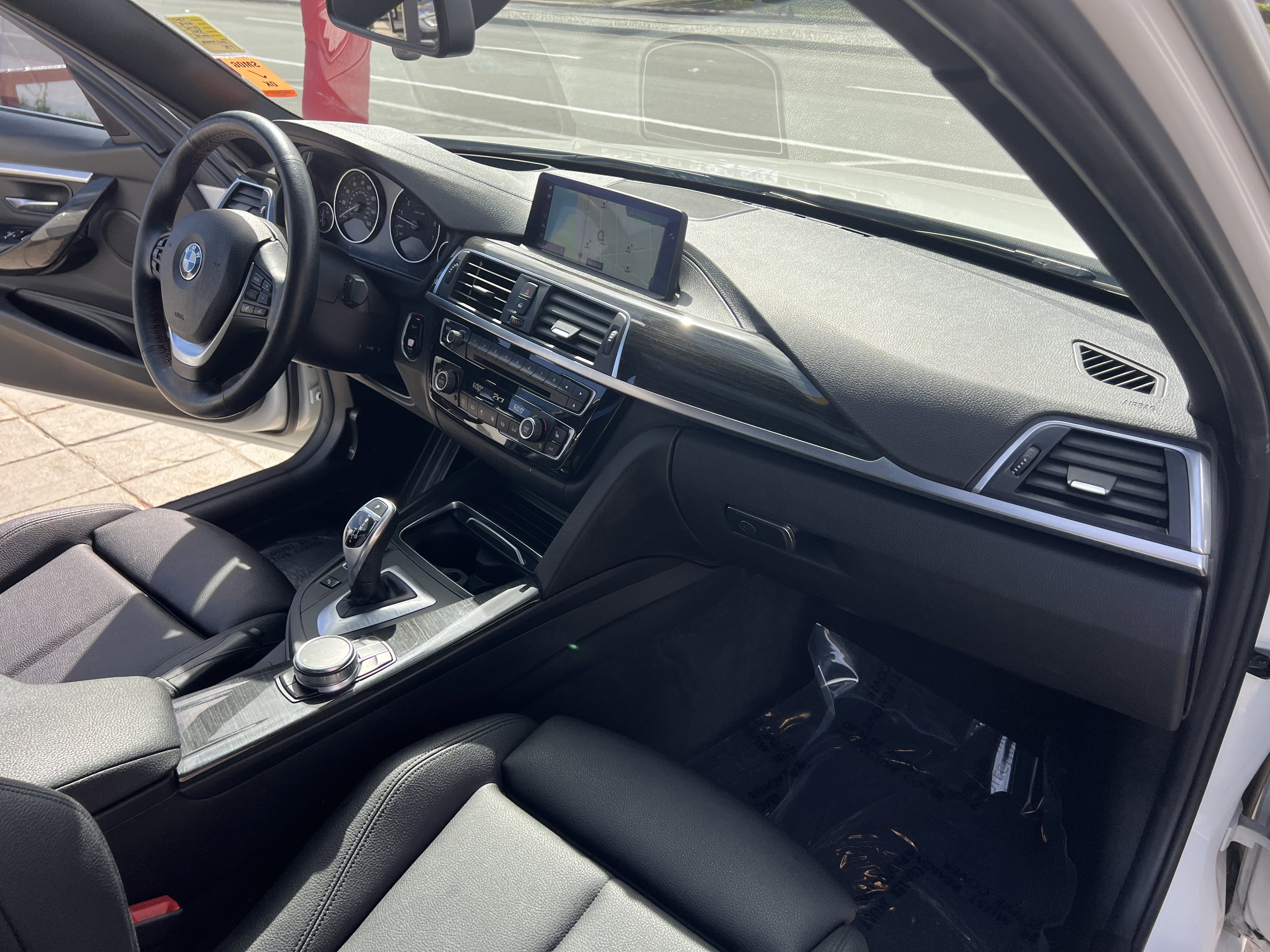 Used 2018 BMW 330i Sedan image 35