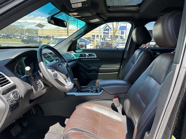 Used 2015 Ford Explorer Sport w/ Equipment Group 401A AWD/4WD image 13