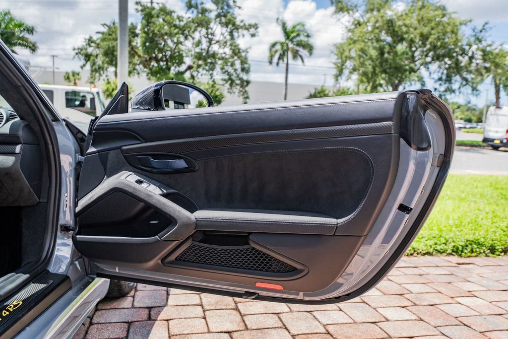 Used 2023 Porsche 718 Cayman GT4 RS RWD image 33
