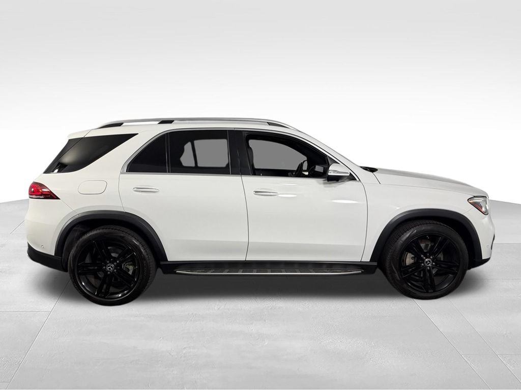 Used 2022 Mercedes-Benz GLE 350 4MATIC image 4