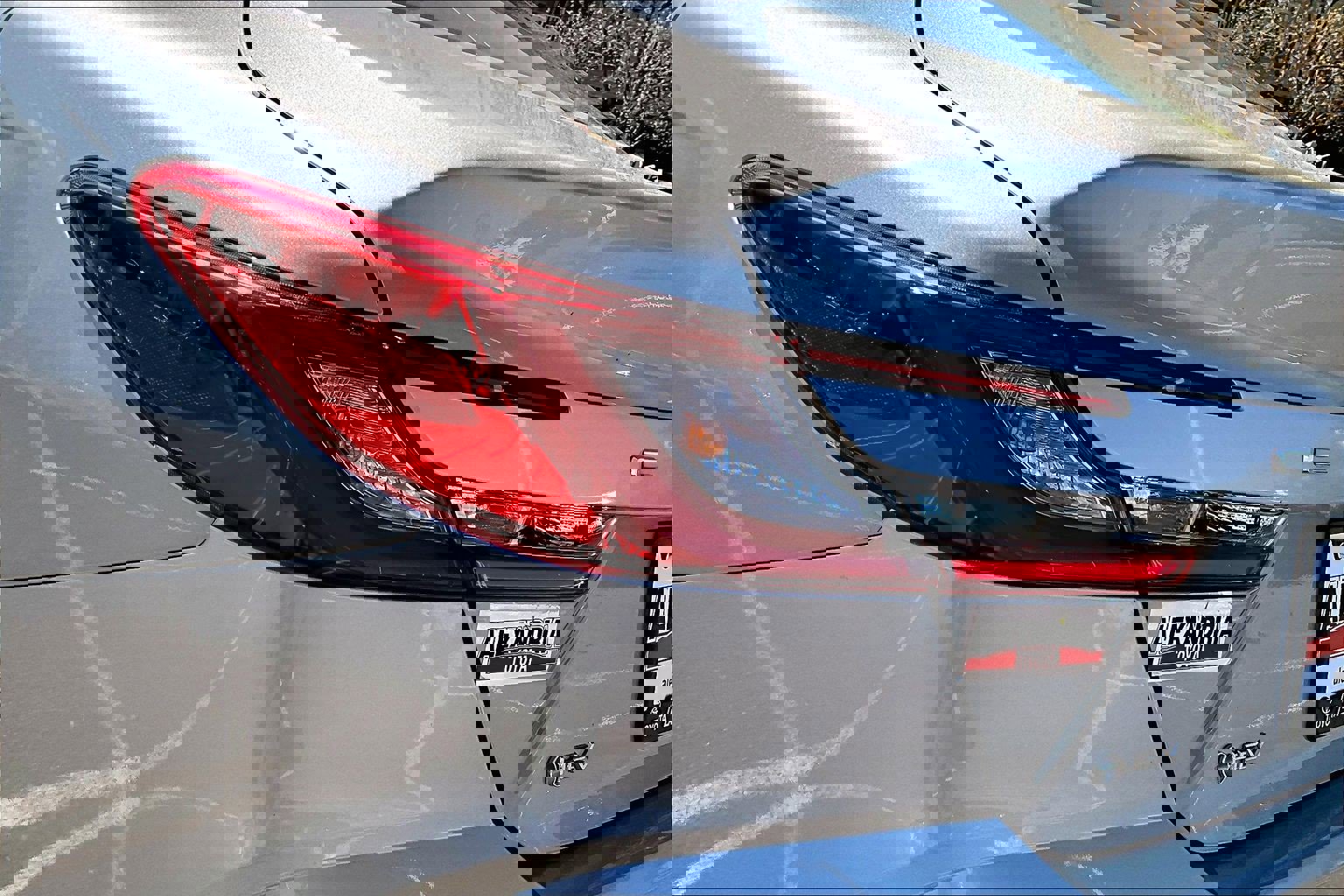 Used 2025 Toyota Camry LE FWD image 27