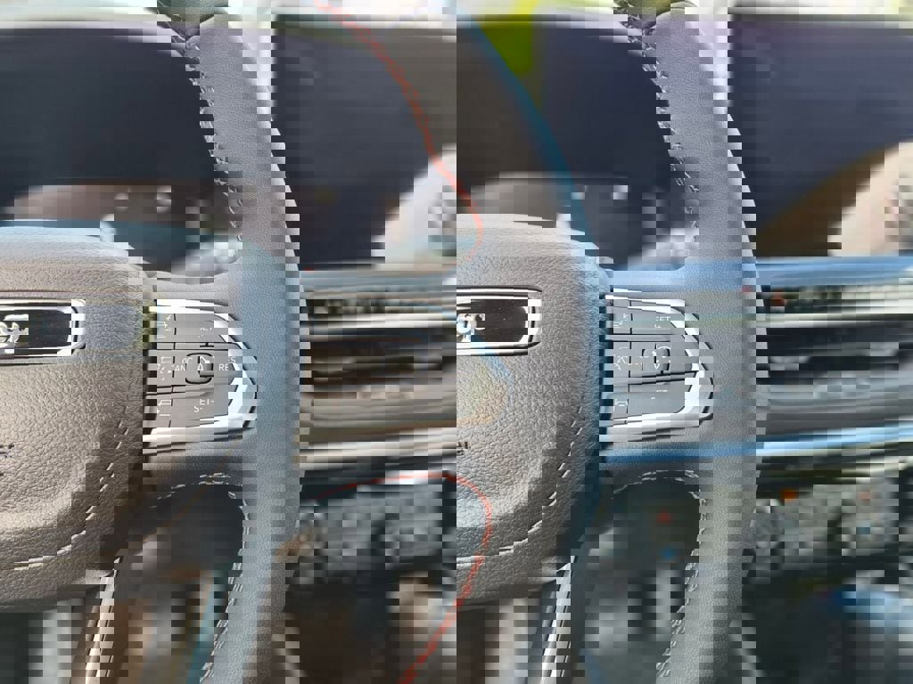 New 2026 Jeep Compass Trailhawk w/ Sun, Sound & Navigation Group image 27