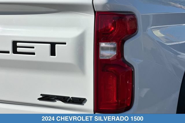 Used 2024 Chevrolet Silverado 1500 ZR2 w/ Technology Package AWD/4WD image 28