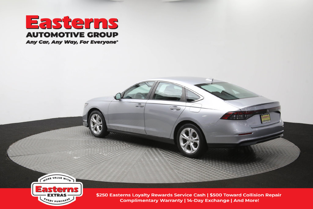 Used 2023 Honda Accord LX image 65