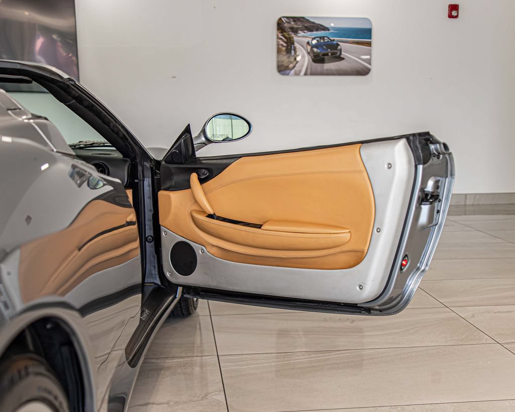 Used 2001 Ferrari 360 Spider RWD image 30