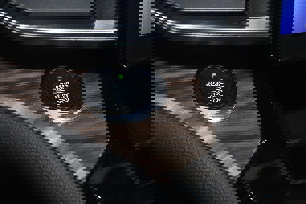 Used 2021 Ford Explorer Limited w/ Equipment Group 301A image 33