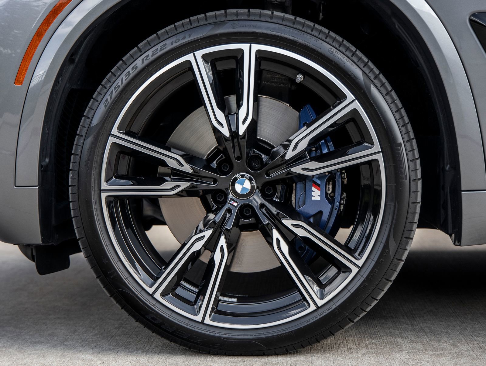 Used 2026 BMW X5 M60i w/ Climate Comfort Package image 11