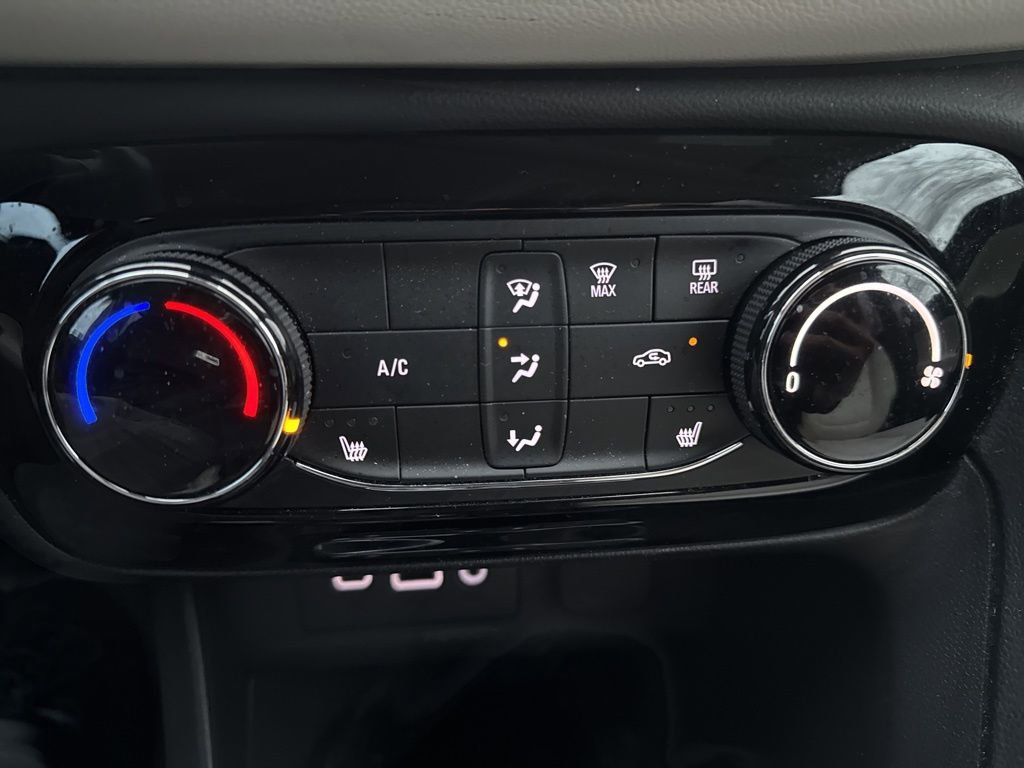 Used 2023 Buick Encore GX Preferred w/ Cold Weather Comfort Package image 23