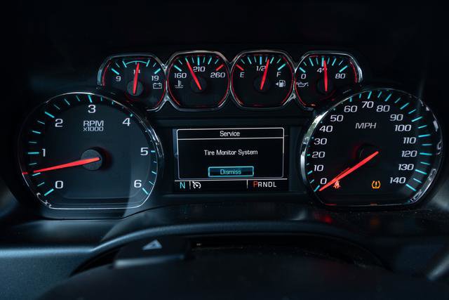 Used 2018 Chevrolet Silverado 1500 LT w/ All Star Edition image 19