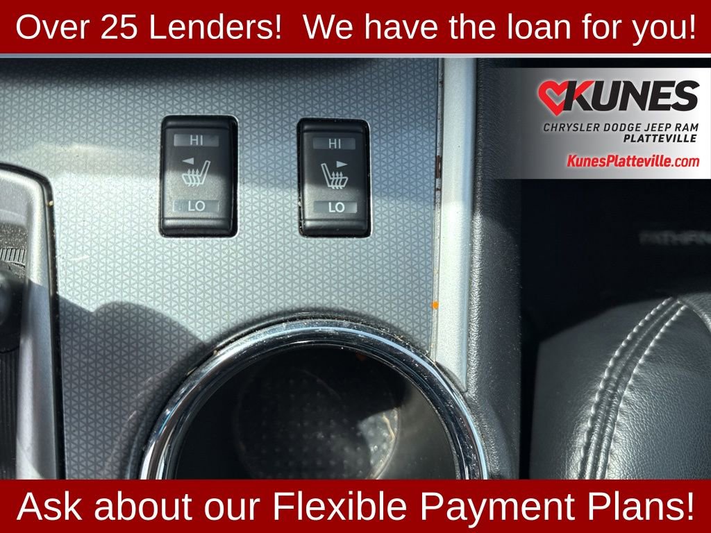 Used 2019 Nissan Pathfinder SL AWD/4WD image 26