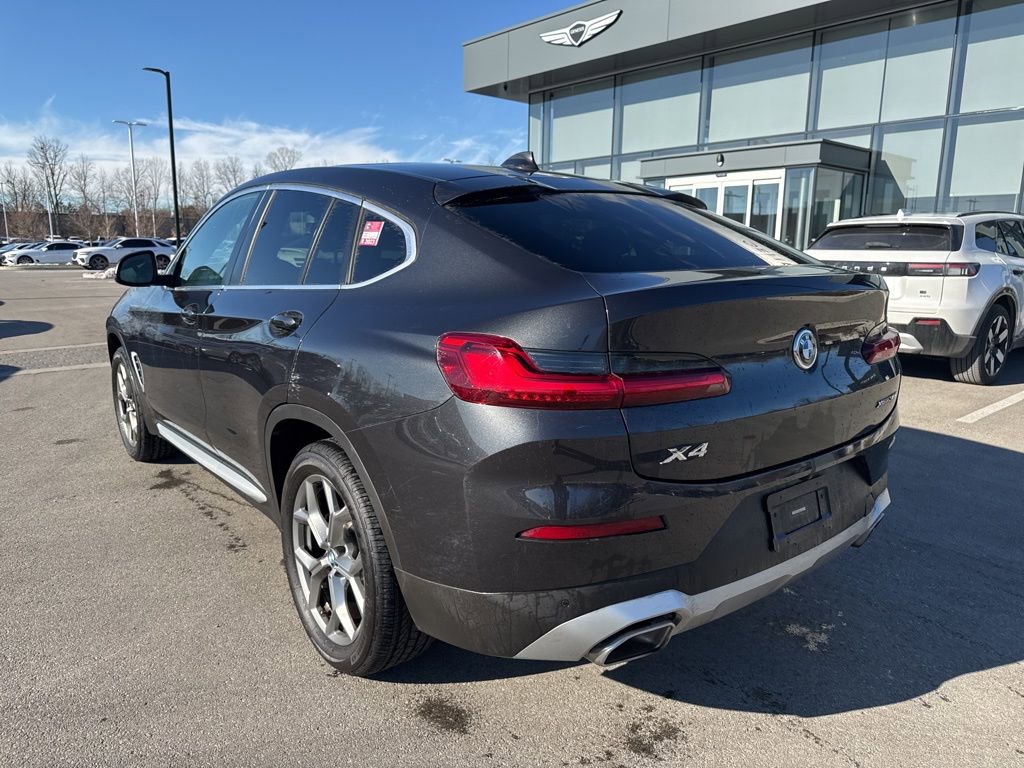 Used 2023 BMW X4 xDrive30i w/ Premium Package image 4