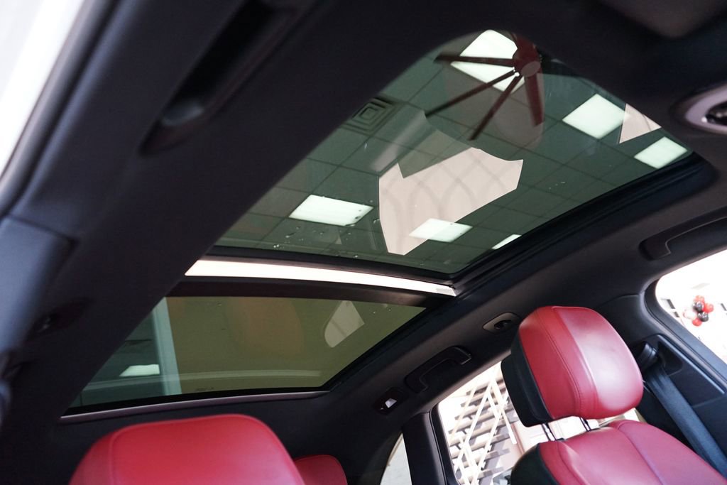 Used 2015 Porsche Macan S w/ Premium Package Plus image 11