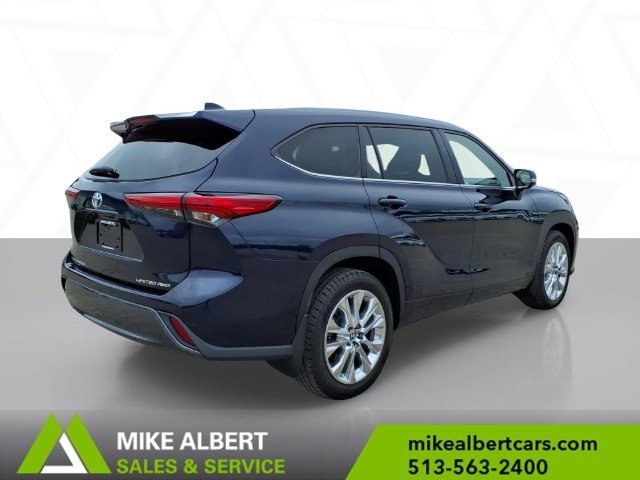 Used 2022 Toyota Highlander Limited AWD/4WD image 7