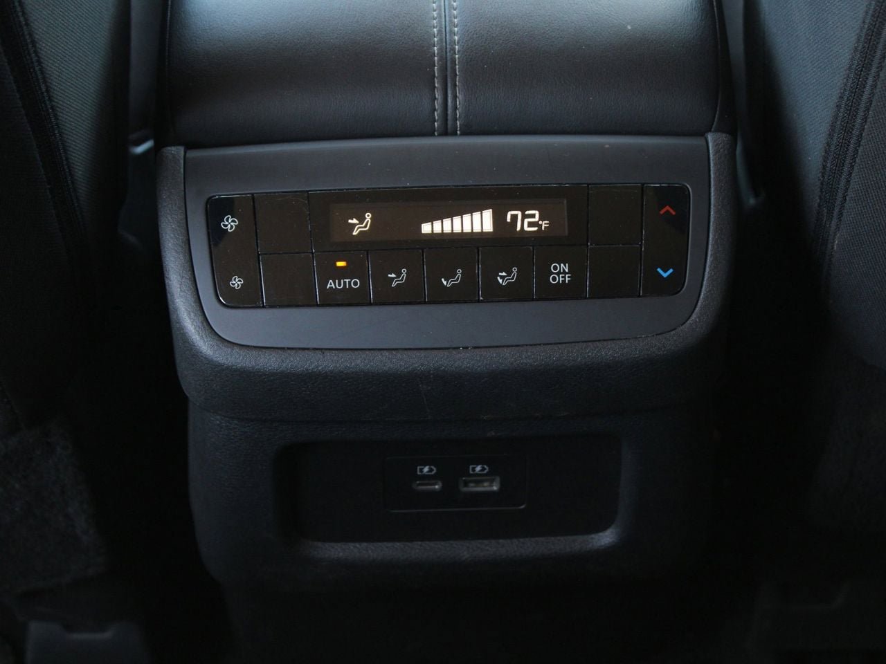 Used 2025 Nissan Pathfinder SV AWD/4WD image 14
