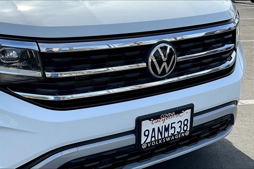 Used 2022 Volkswagen Atlas Cross Sport SE w/ Panoramic Sunroof Package image 31