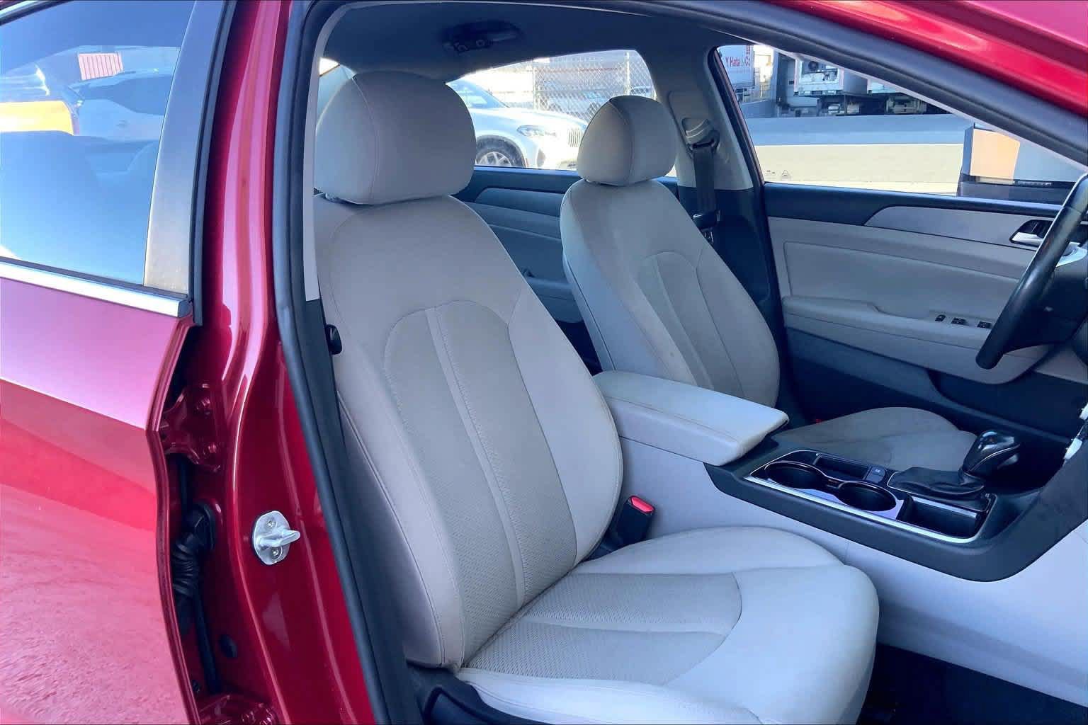 Used 2018 Hyundai Sonata SEL FWD image 13