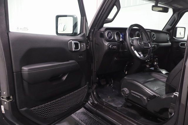 Used 2021 Jeep Wrangler Unlimited Sahara w/ Uconnect 4C Nav & Sound Group image 10