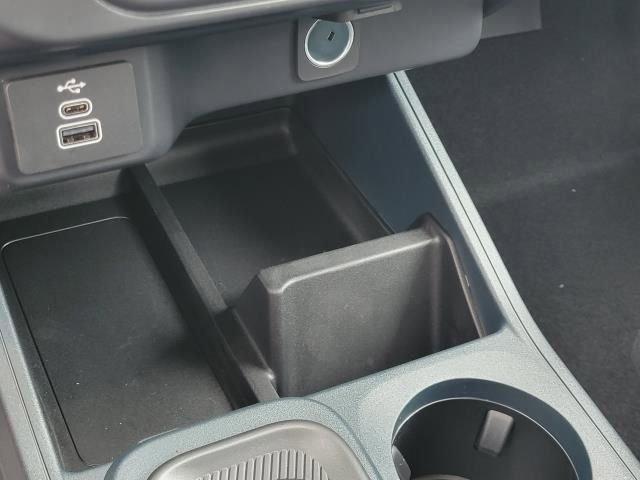 New 2025 Ford Maverick XL w/ Equipment Group 101A image 33