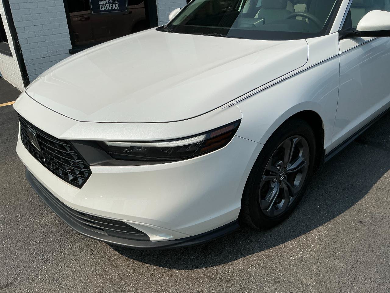 Used 2023 Honda Accord EX image 30