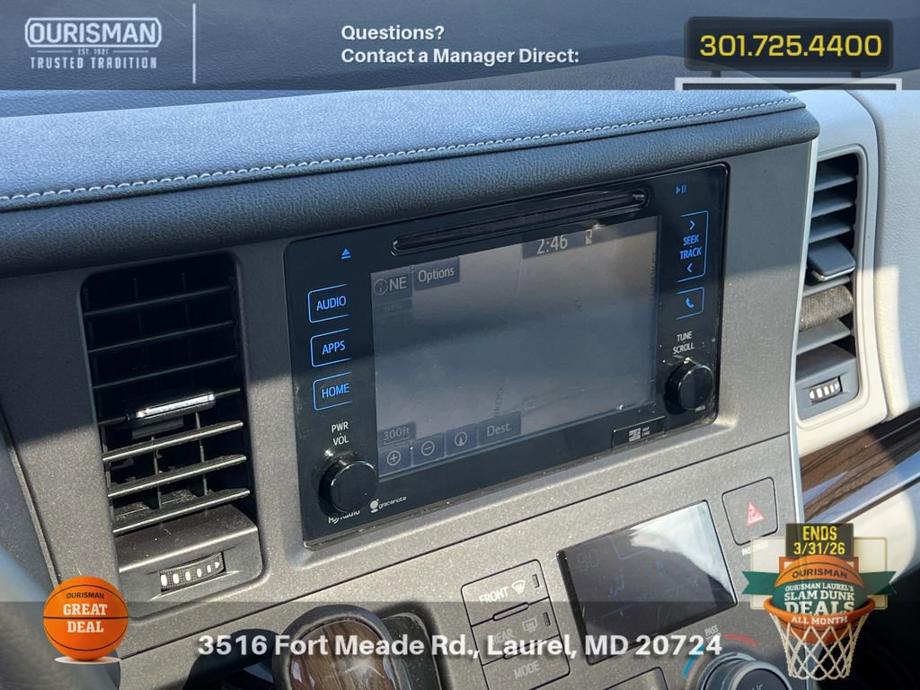 Used 2015 Toyota Sienna XLE w/ XLE Navigation Package image 13