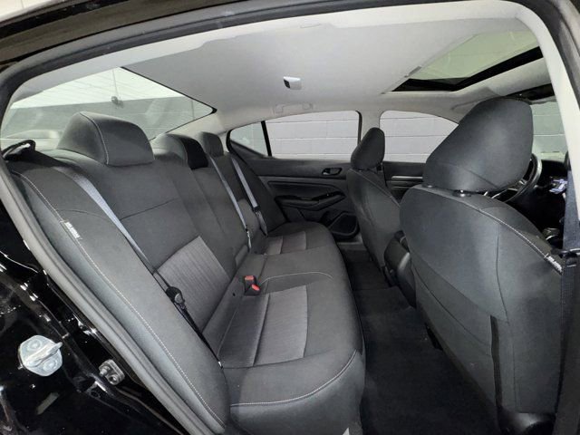 Used 2023 Nissan Altima 2.5 SV w/ SV Premium Package image 13