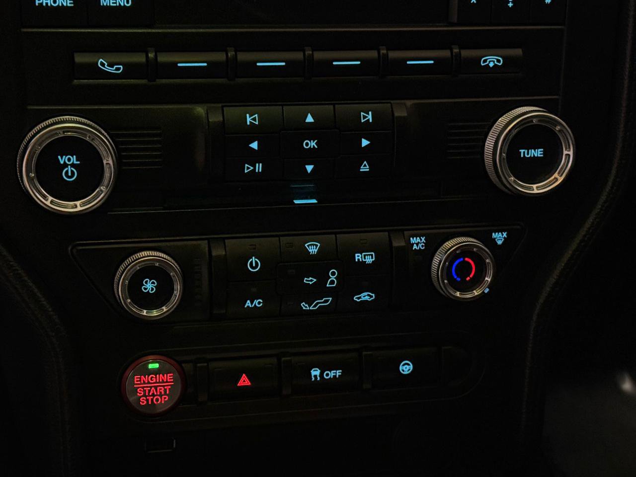 Used 2018 Ford Mustang GT w/ Black Accent Pkg image 30