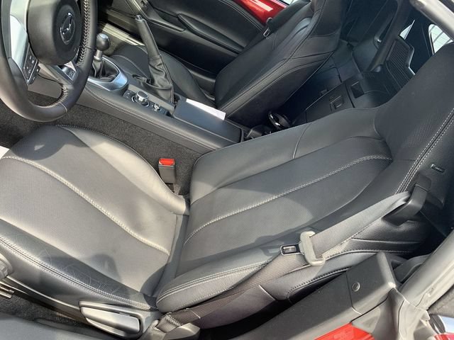 Used 2024 MAZDA MX-5 Miata Grand Touring RWD image 15