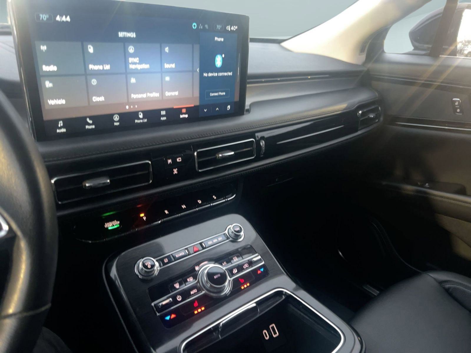 Used 2023 Lincoln Nautilus AWD w/ Premium Package image 24