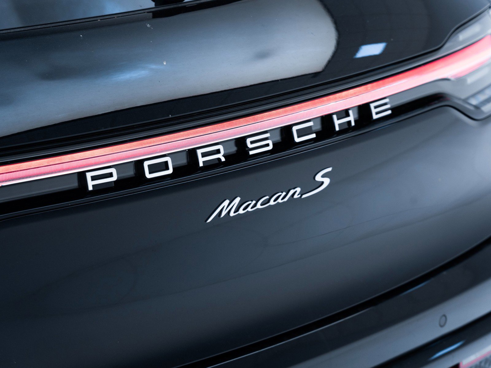 New 2026 Porsche Macan S image 14