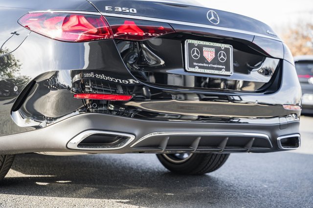 New 2026 Mercedes-Benz E 350 4MATIC Sedan image 9