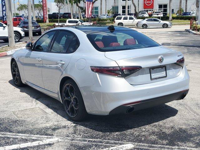 New 2024 Alfa Romeo Giulia Ti w/ Performance Driving Package RWD image 3