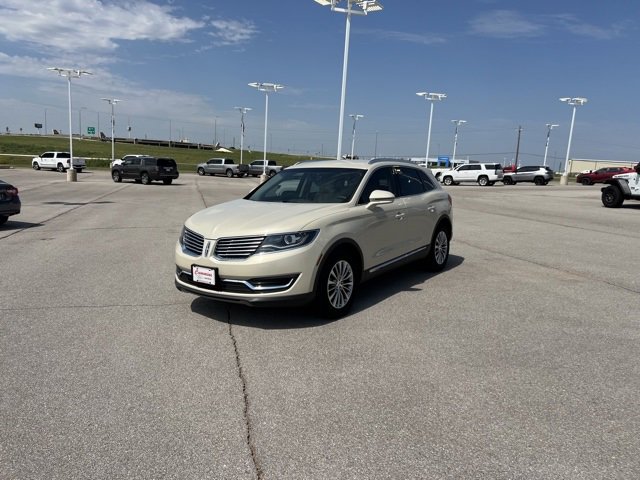 Used 2016 Lincoln MKX Select w/ Select Plus Package