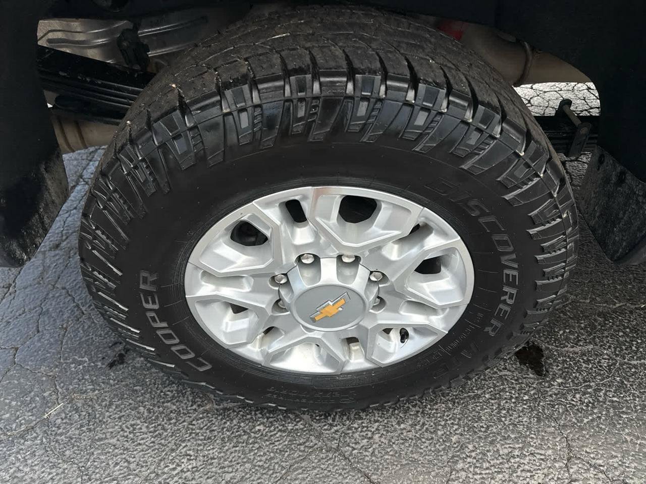 Used 2026 Chevrolet Silverado 2500 LT AWD/4WD image 10