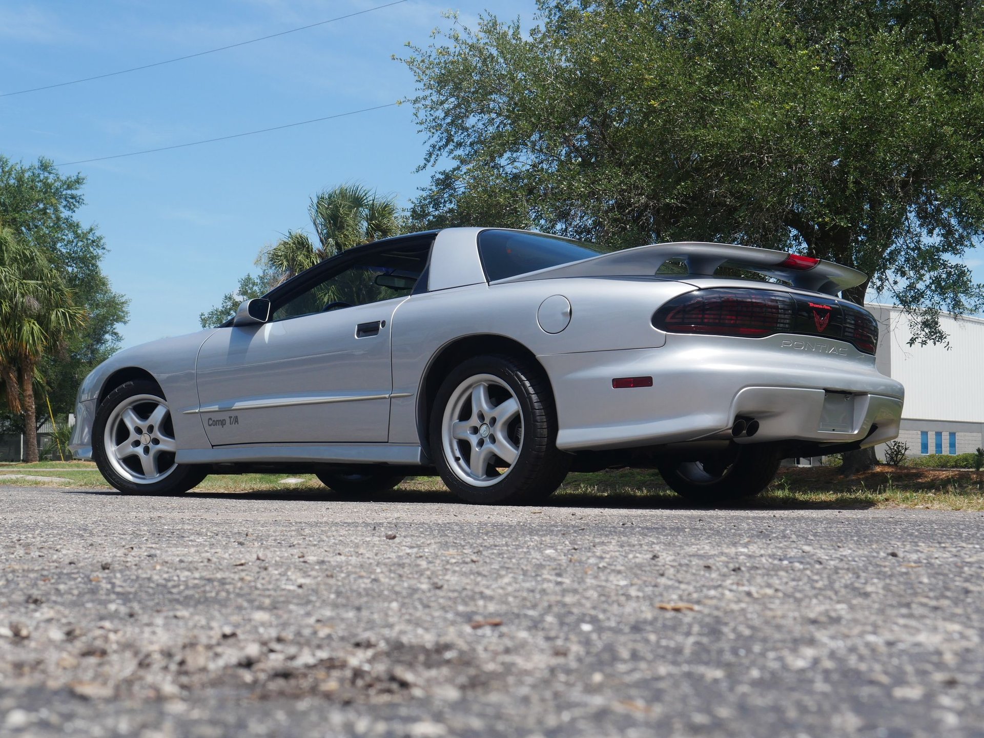 Used 1997 Pontiac Firebird Trans Am RWD image 17