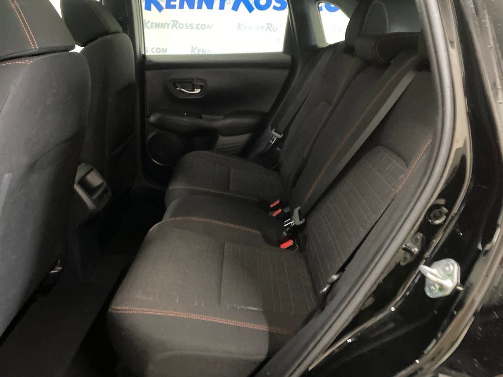 Used 2024 Honda HR-V Sport image 11