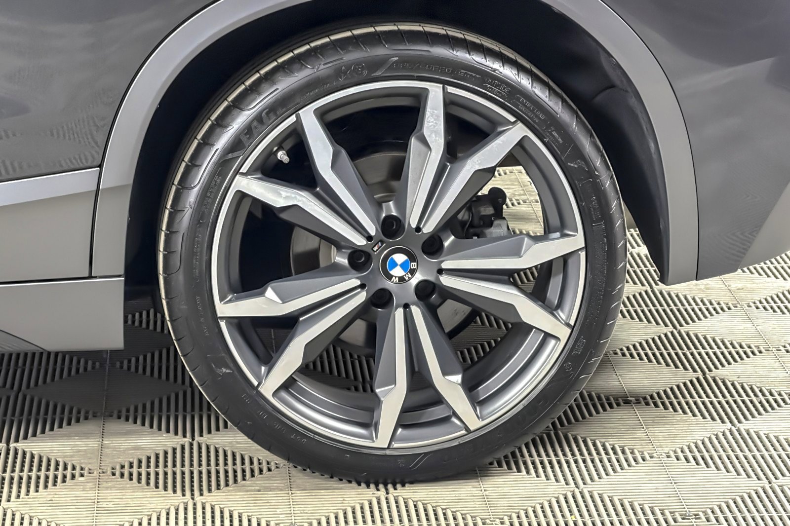 Used 2018 BMW X2 sDrive28i w/ M SportX Package FWD image 26