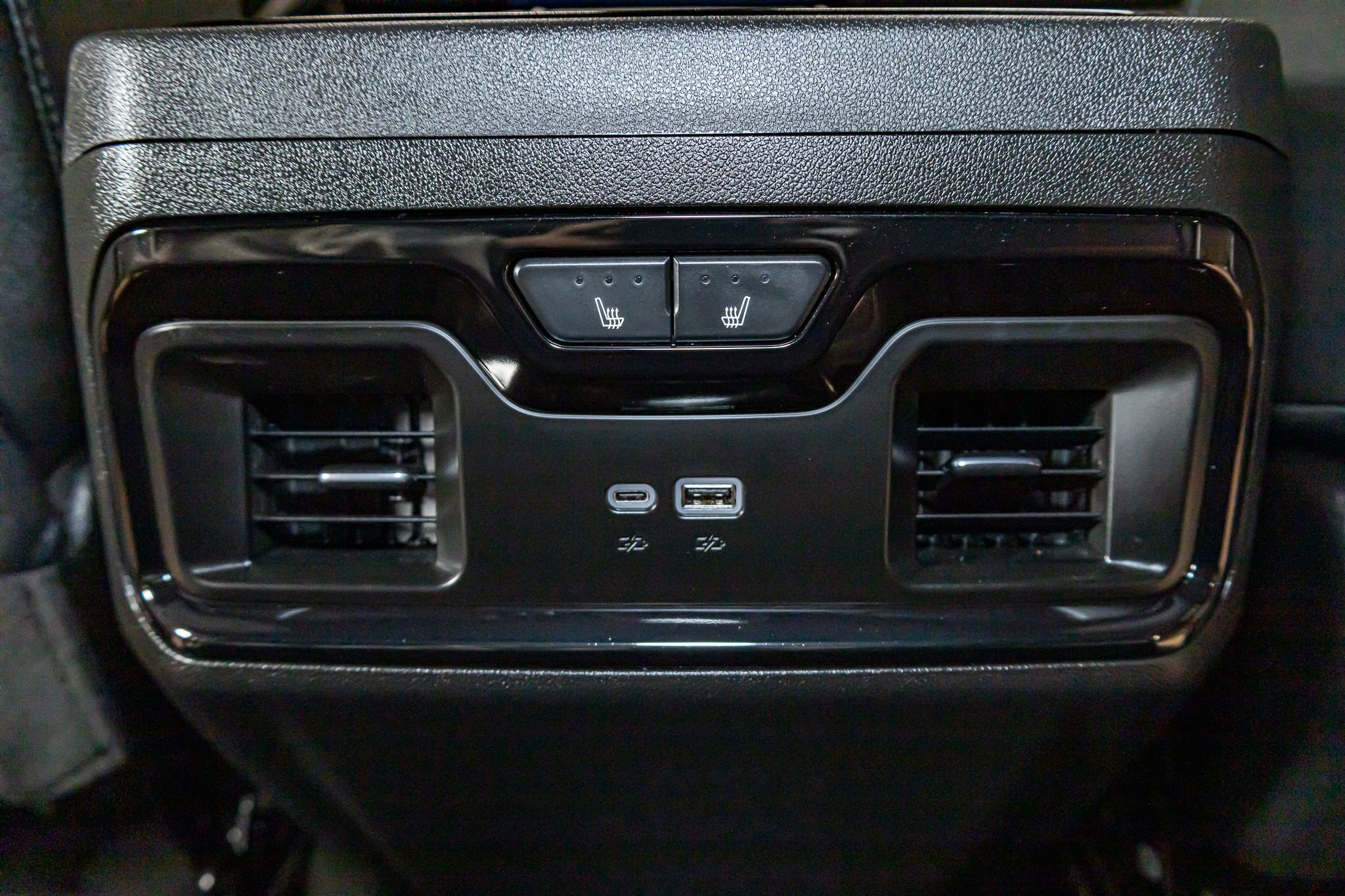 Used 2025 GMC Sierra 1500 AT4 w/ Technology Package image 26