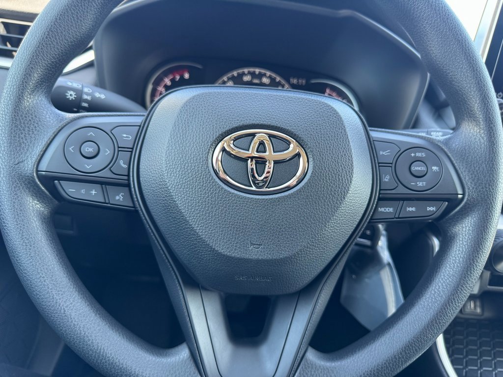 New 2025 Toyota RAV4 LE image 8