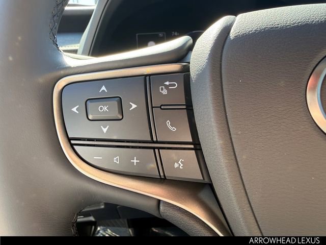 New 2026 Lexus UX 300h FWD image 14