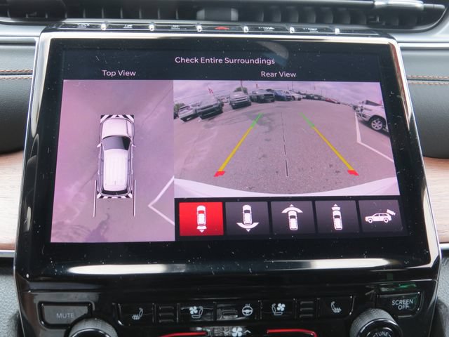 Used 2023 Jeep Grand Cherokee Summit RWD image 28