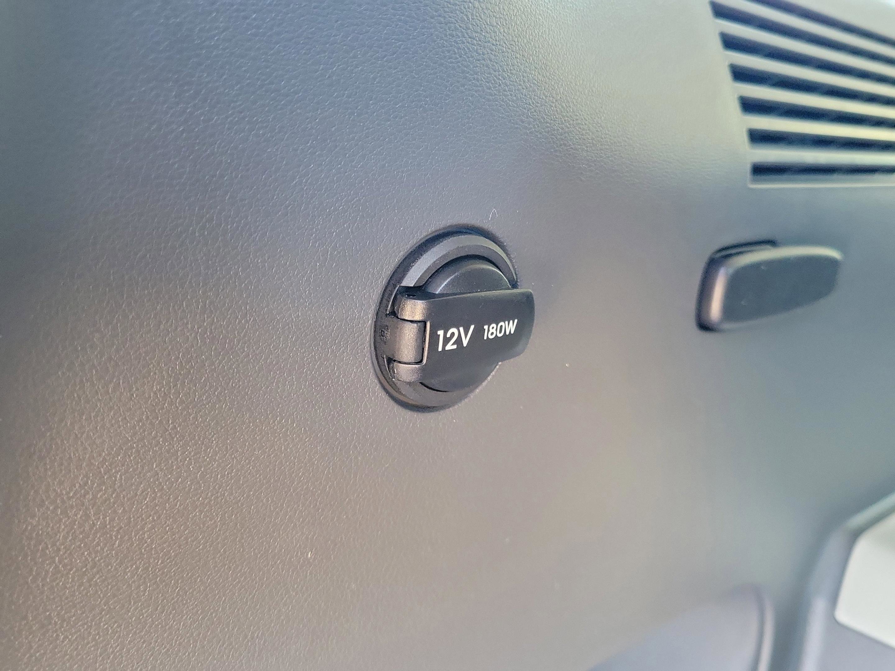 New 2026 Hyundai Santa Fe SE image 9