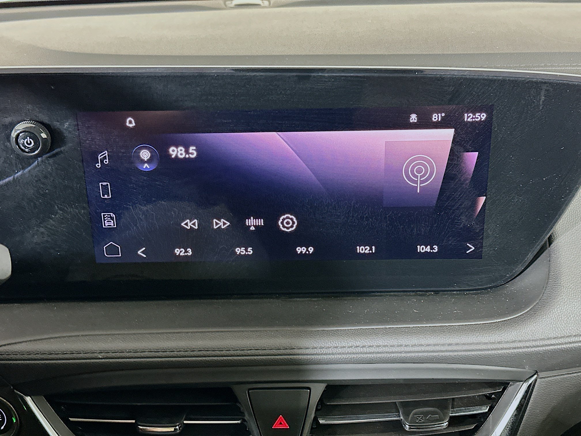 Used 2025 Buick Encore GX Preferred FWD image 19