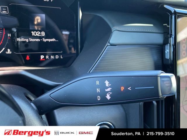 New 2026 GMC Acadia AT4 w/ Luxury Package AWD/4WD image 18